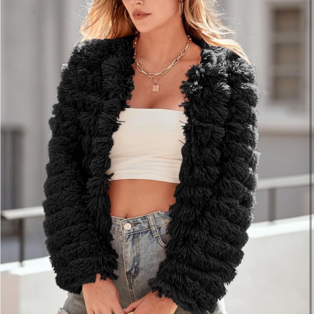 Black Women's Faux Fur Jacket Women's Solid Color Shaggy Faux Fur Coat Jacket - Picture 2 of 6